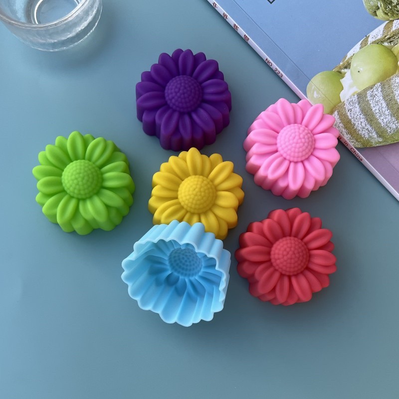 6 Pcs Set Non-Stick Flower Des - огляд і ціна Soap Making Party